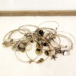 Alex & Ani 18 Bracelet Bundle
